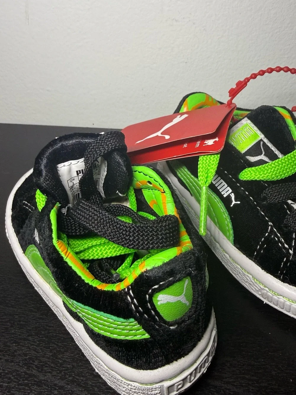 New With Tags Puma Suede “Fruitmates” Toddler Sneakers Black & Green